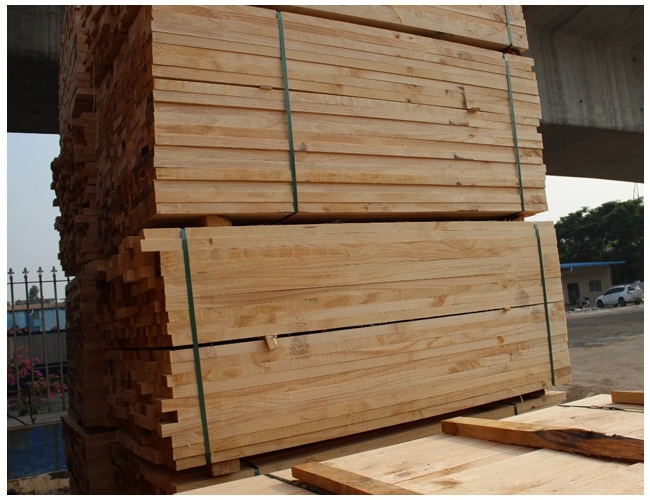建筑木方厂家简述影响建筑木方强度的主要因素